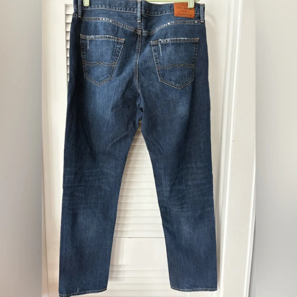 Lucky Brand Blue Straight Jeans with Vintage Distressing